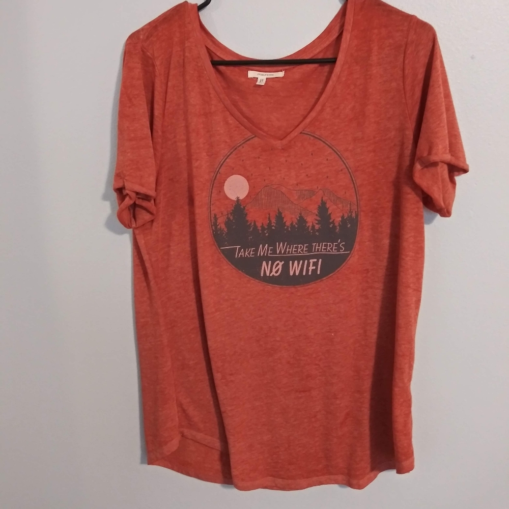 Rust colored t-shirt